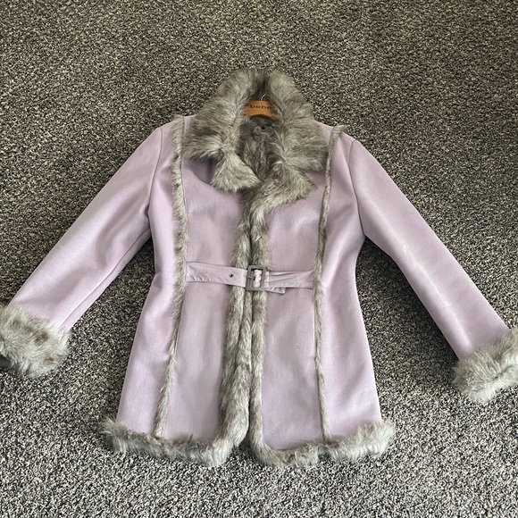 Light Purple Fur BEBE Coat - Picture 14 of 15